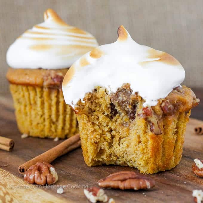 Sweet Potato Casserole Cupcakes with Homemade Marshmallow Frosting | Everything you love about sweet potato casserole in an adorable cupcake!! 