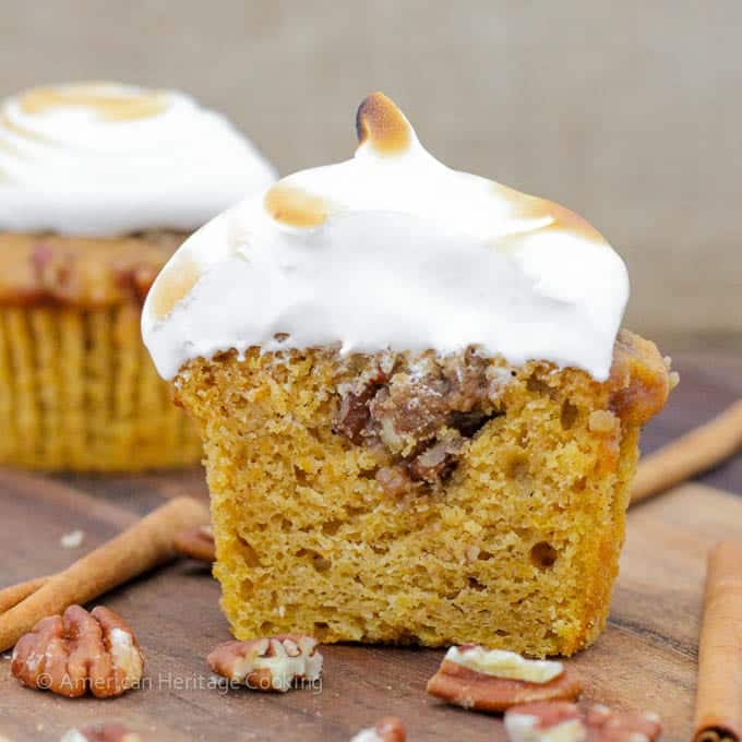 Sweet Potato Casserole Cupcakes with Homemade Marshmallow Frosting | Everything you love about sweet potato casserole in an adorable cupcake!! 