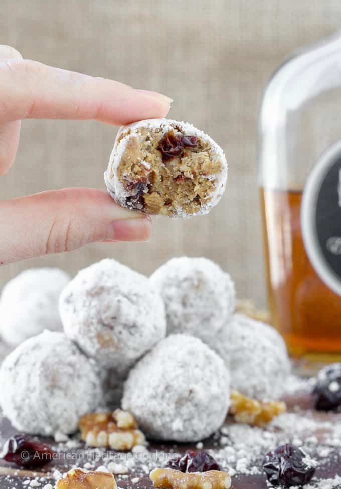 No-bake Gingersnap Brandy Balls