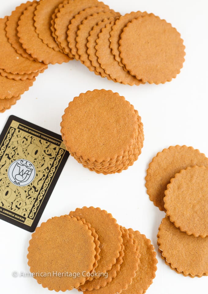 Moravian Christmas Cookies are paper-thin, crispy, spiced molasses cookies. Sweet and gingery, they taste a bit like gingerbread but are waaaay more addicting! 