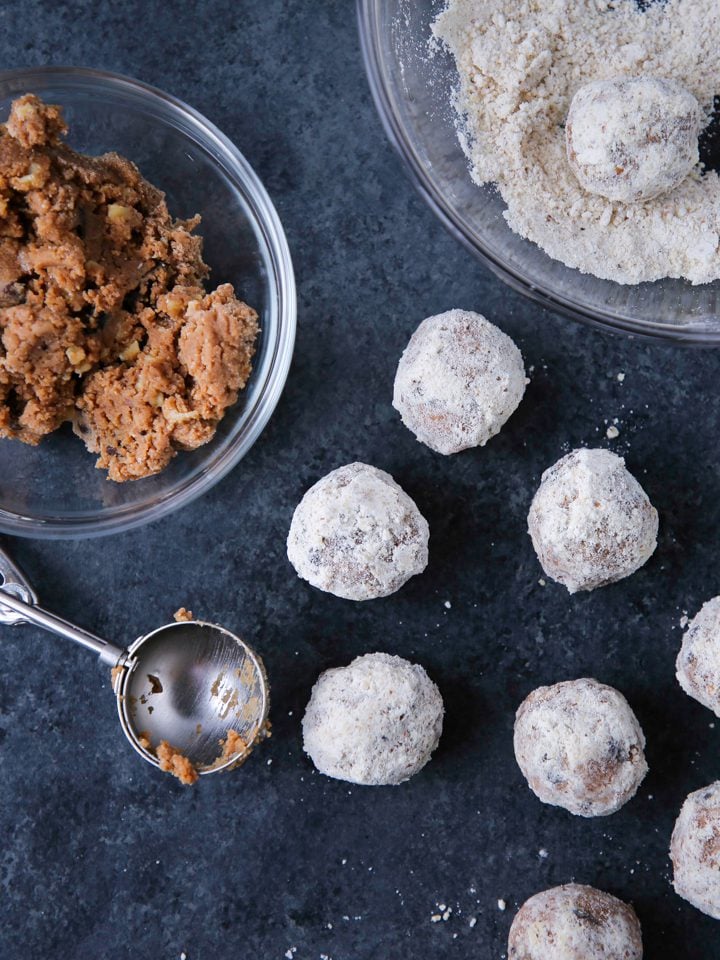 No Bake Speculoos Boozy Cookie Drops