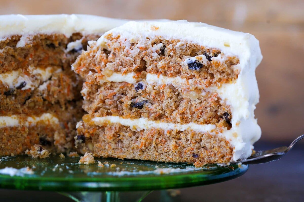the interior fluffiness of an easy carrot cake.