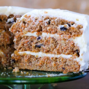 the interior fluffiness of an easy carrot cake.