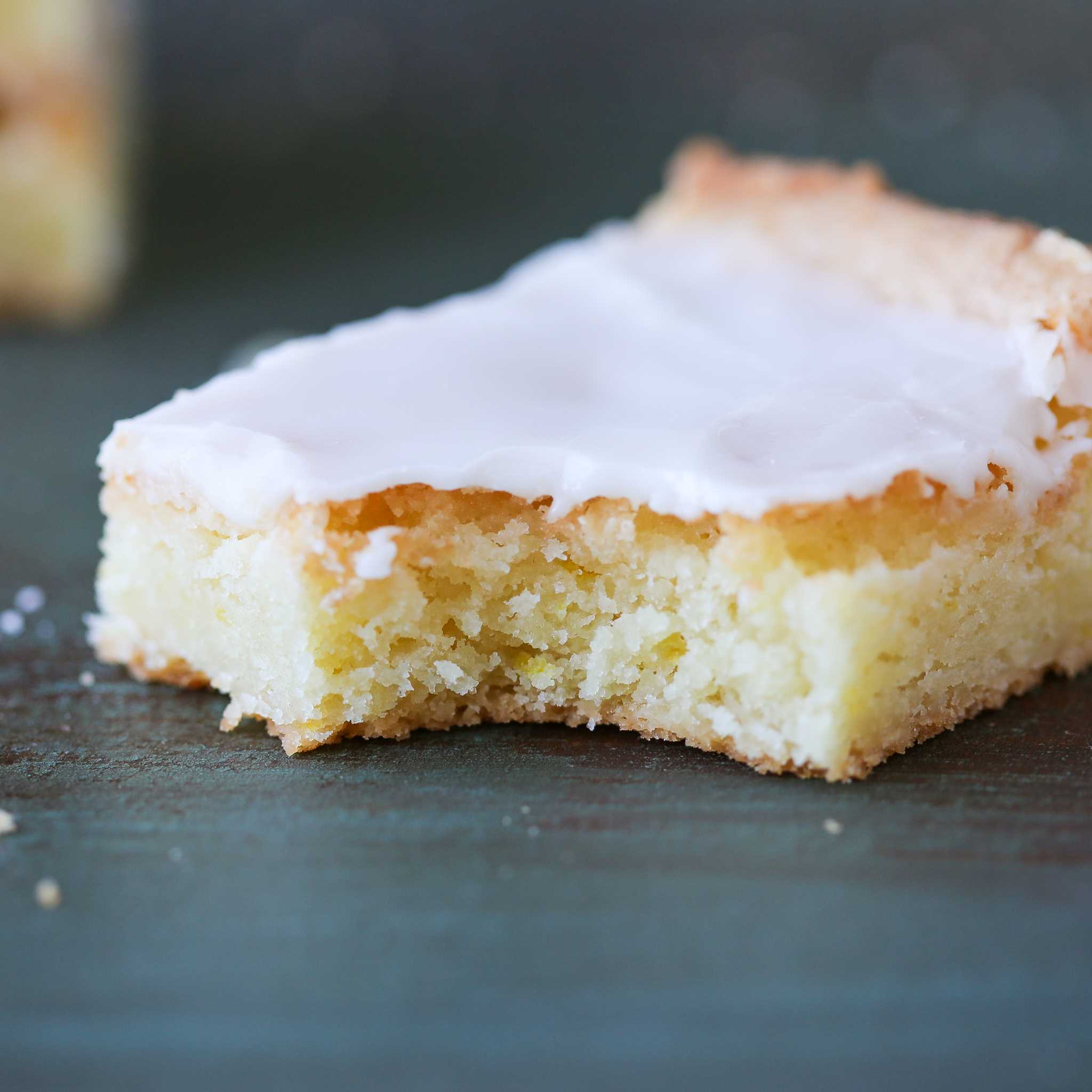 Lemon Blondies Serving.