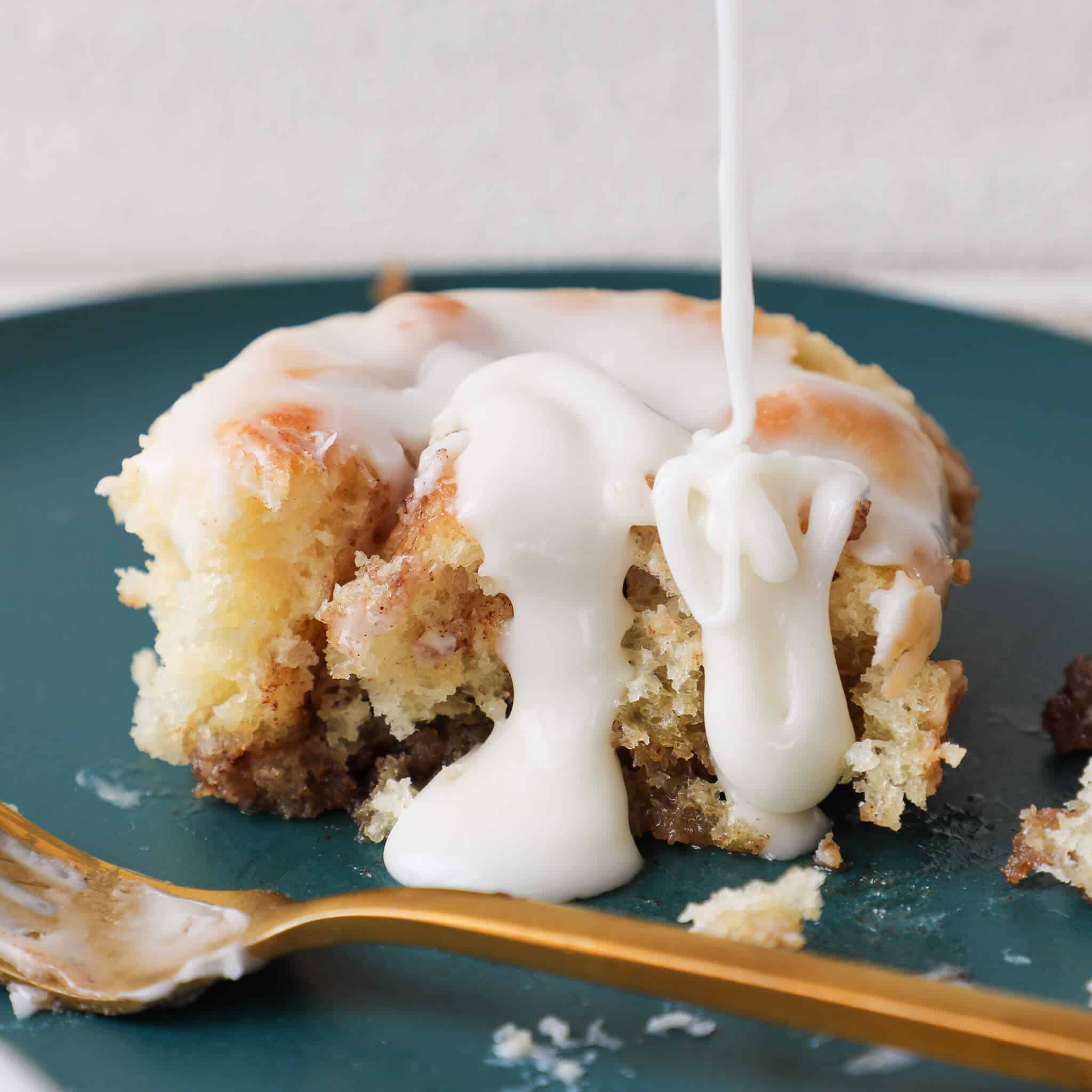 The Best Cinnamon Rolls extra glaze