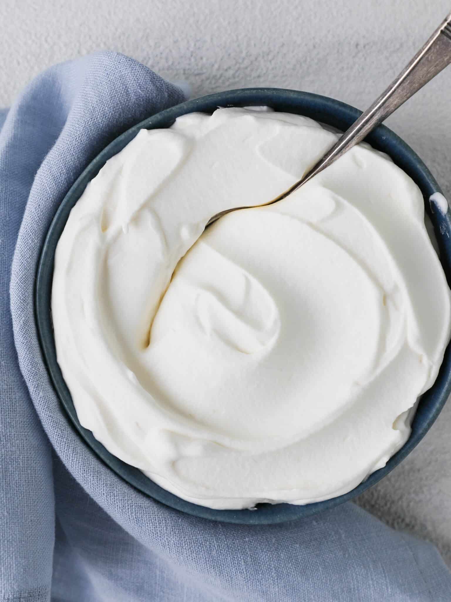 Easy Homemade Whipped Cream Recipe