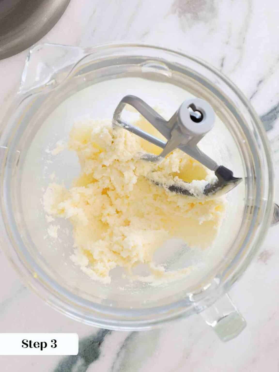 Vanilla Cupcakes - Chef Lindsey Farr