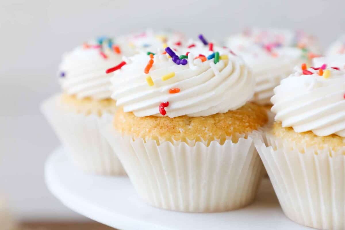 Vanilla Cupcakes - Chef Lindsey Farr