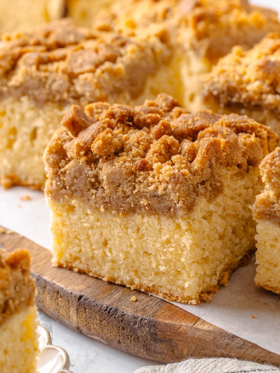 At this range the crumb cake topping and cake below can be measured against each other.
