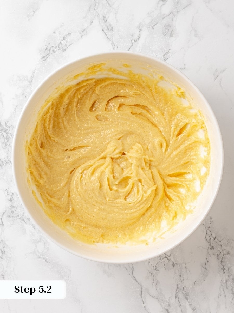 A streak-free base here means the finished crumb cake bakes with an even, tender interior.