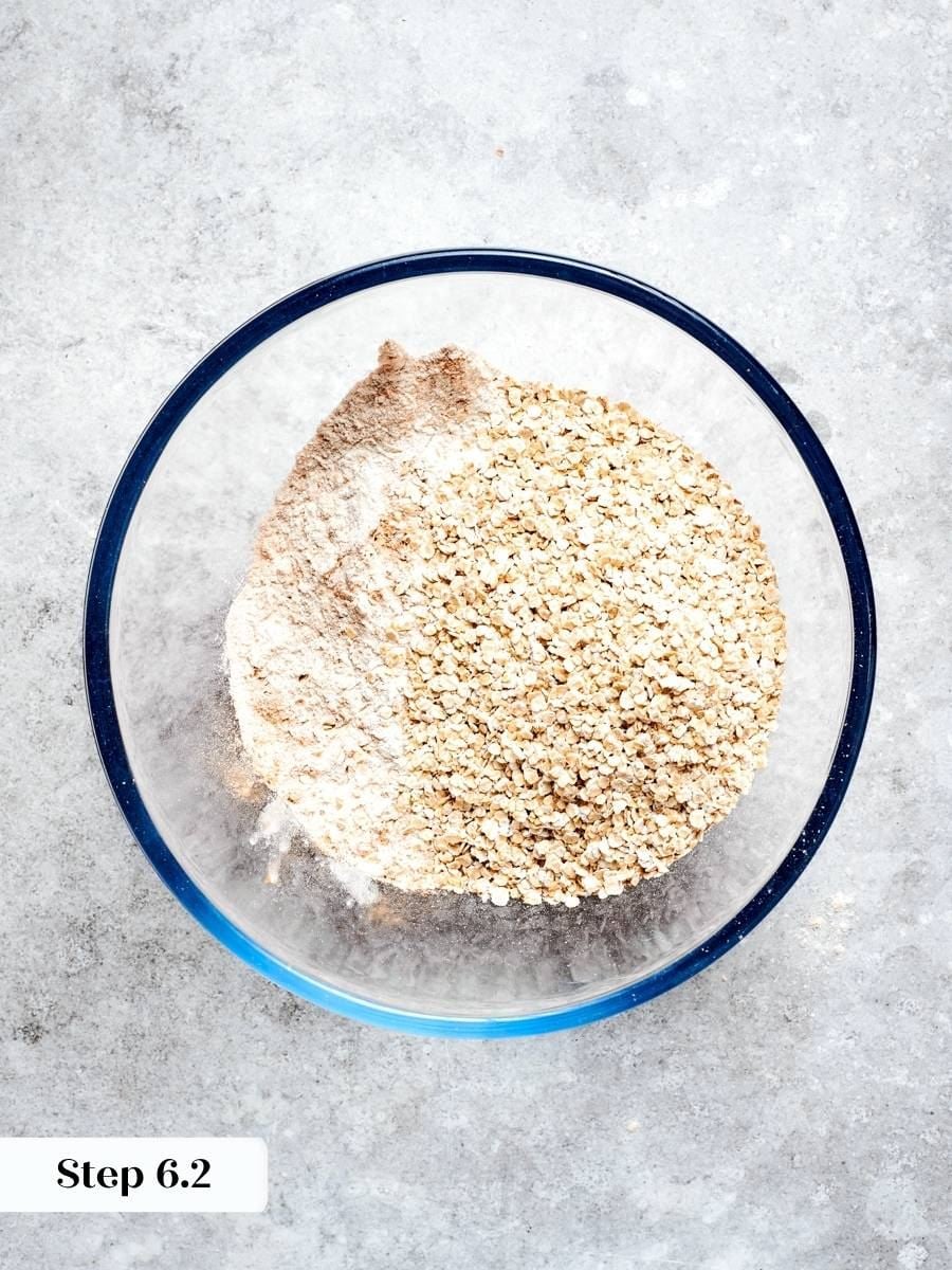Quick oats hydrate evenly, giving oatmeal cream pies a soft, uniform chew instead of tough flakes.