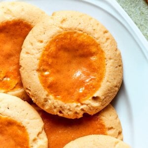 The custard center makes a pumpkin pie cookie taste just like a real slice of pie.