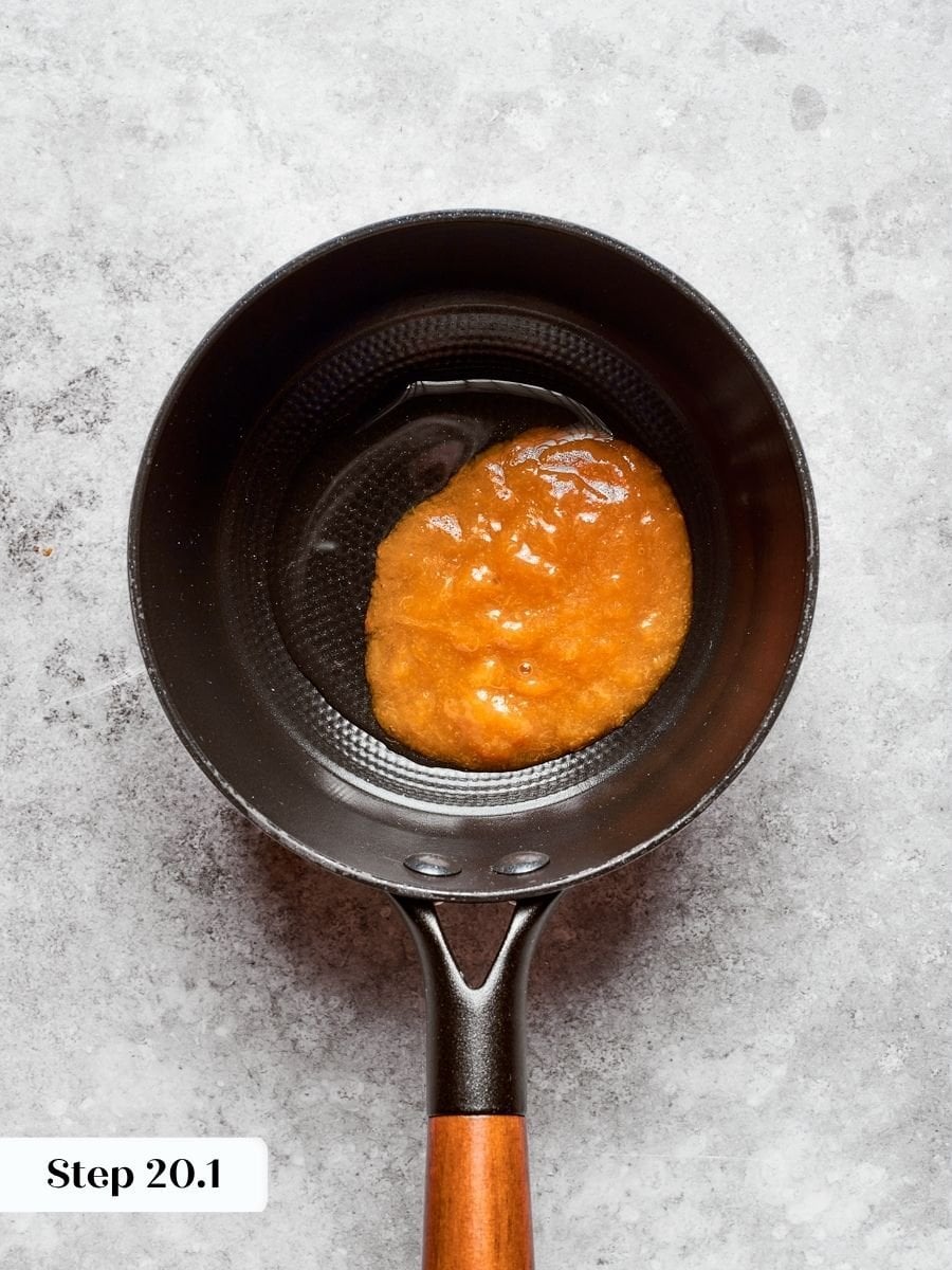 Apricot is the classic nappage because its neutral flavor suits any fruit tart topping.