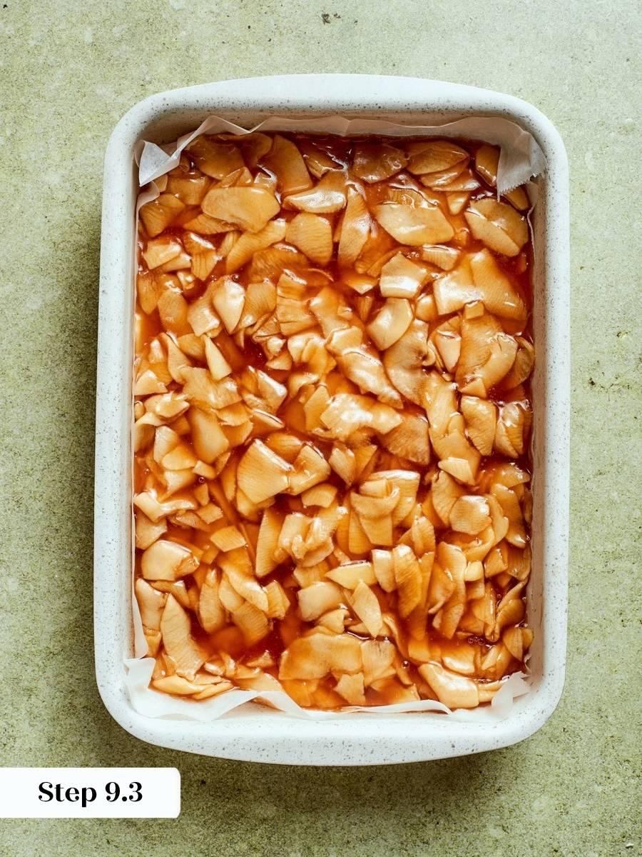 Spreading the filling thin cools it fast, so caramel apple tart apples stay crisp-tender.